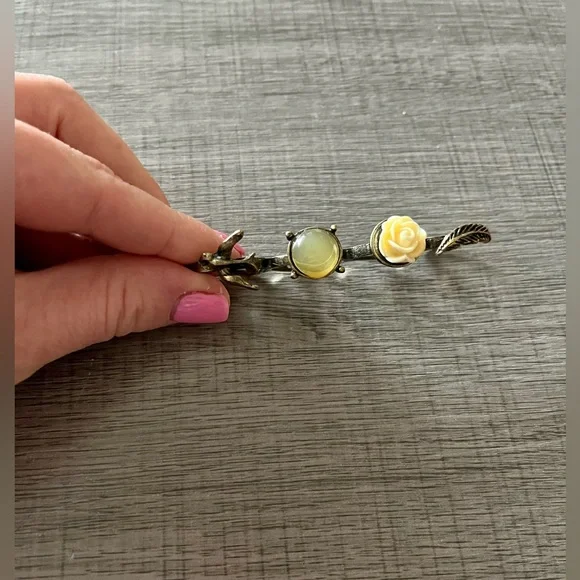 Rustic 4 finger ring! ๐ - Picture 2 of 3